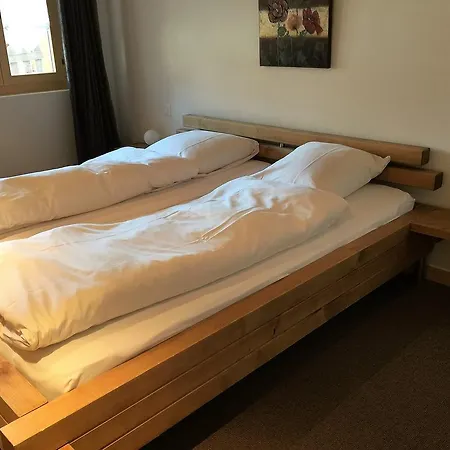 Апартаменты Chalet Monsalvat Гштад